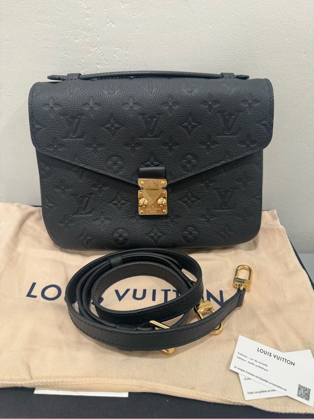 Louis Vuitton Black Monogram Empreinte Pochette Métis